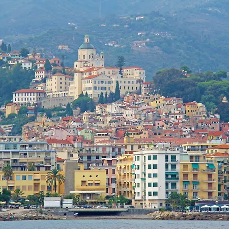Festival Riviera House Old Town Sleeps 4 - Happy Apartmán Sanremo